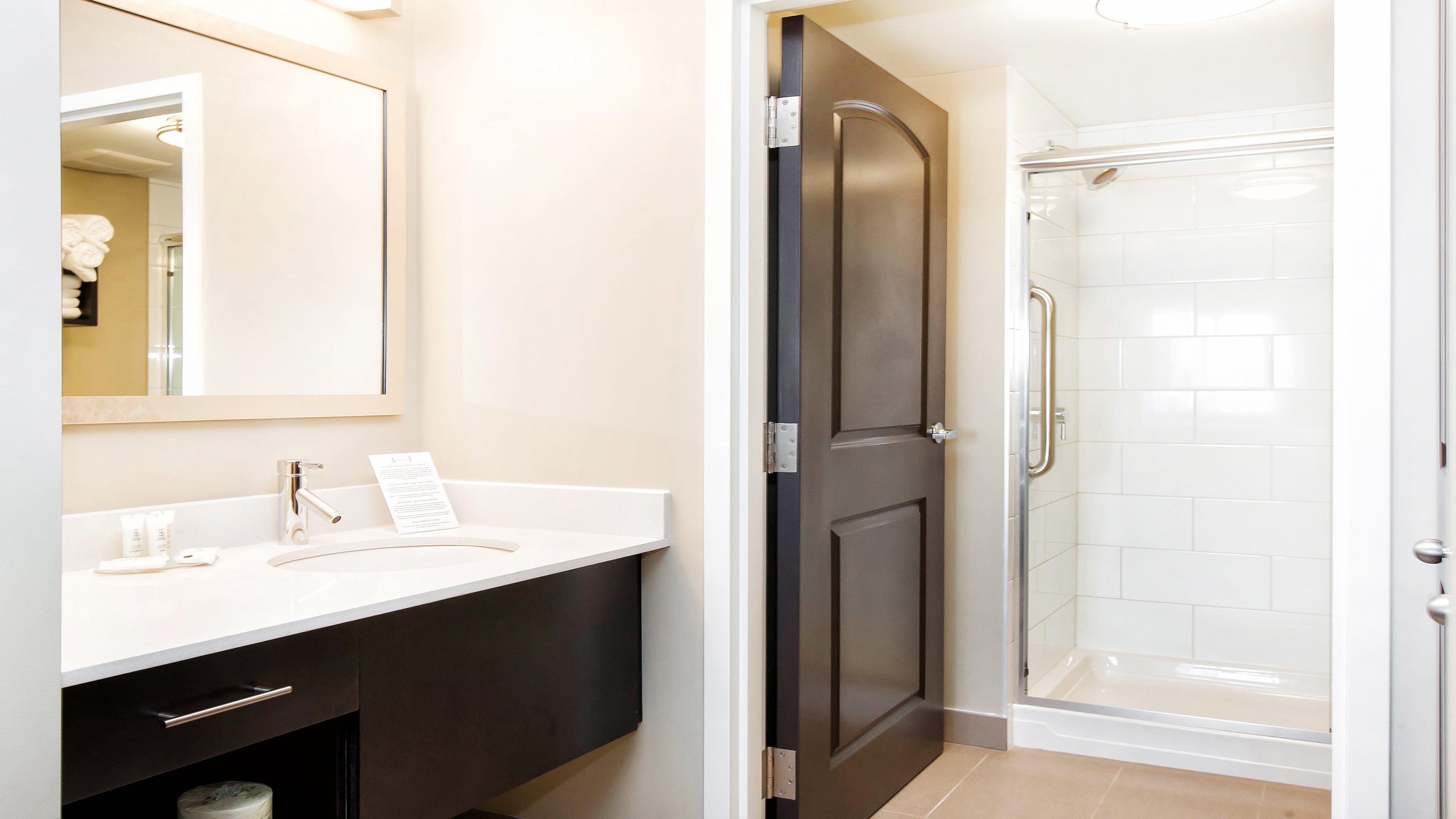 Staybridge Suites West Edmonton By Ihg Екстер'єр фото