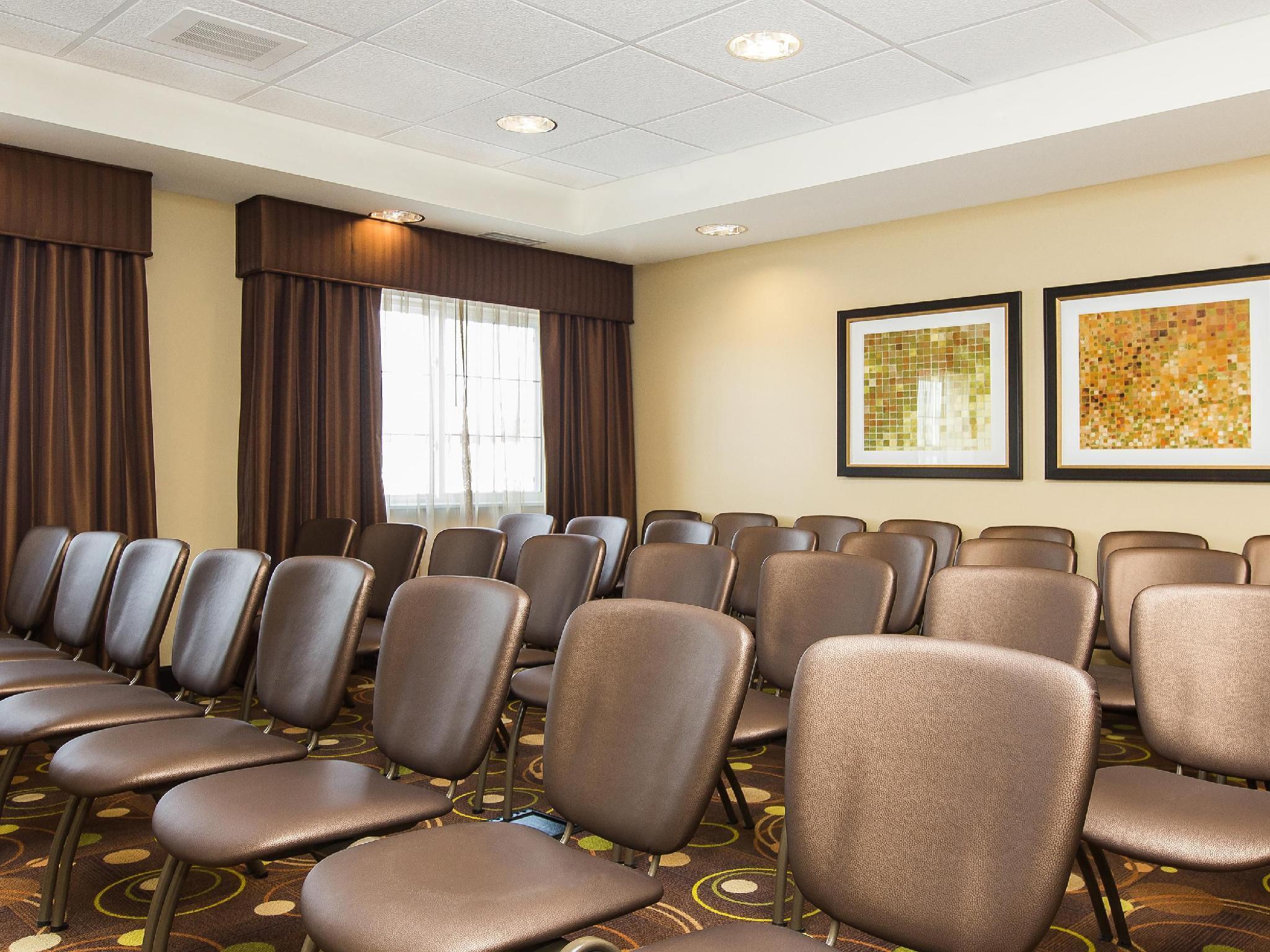 Staybridge Suites West Edmonton By Ihg Екстер'єр фото