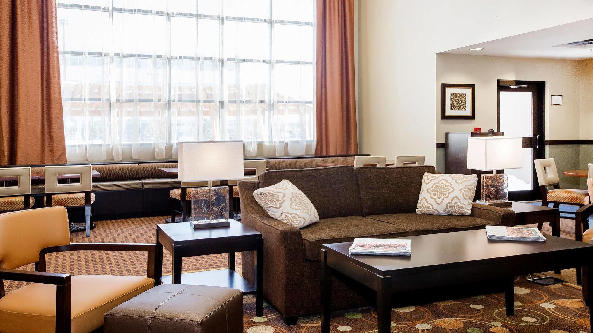 Staybridge Suites West Edmonton By Ihg Екстер'єр фото